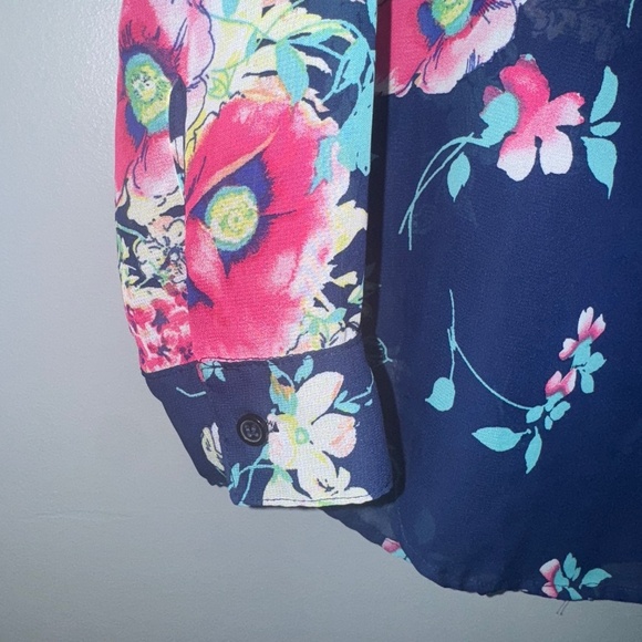 EUC Kut From The Kloth Jasmine Chiffon Blouse Blue Floral Size Medium - Picture 4 of 8